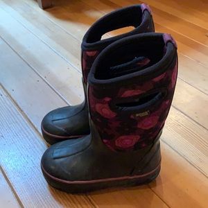 Toddler girls BOGS winter boots size 10